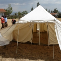 Das Flüchtlingslager entsteht