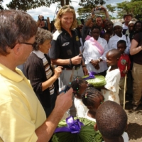 Die Einweihung des Brunnen