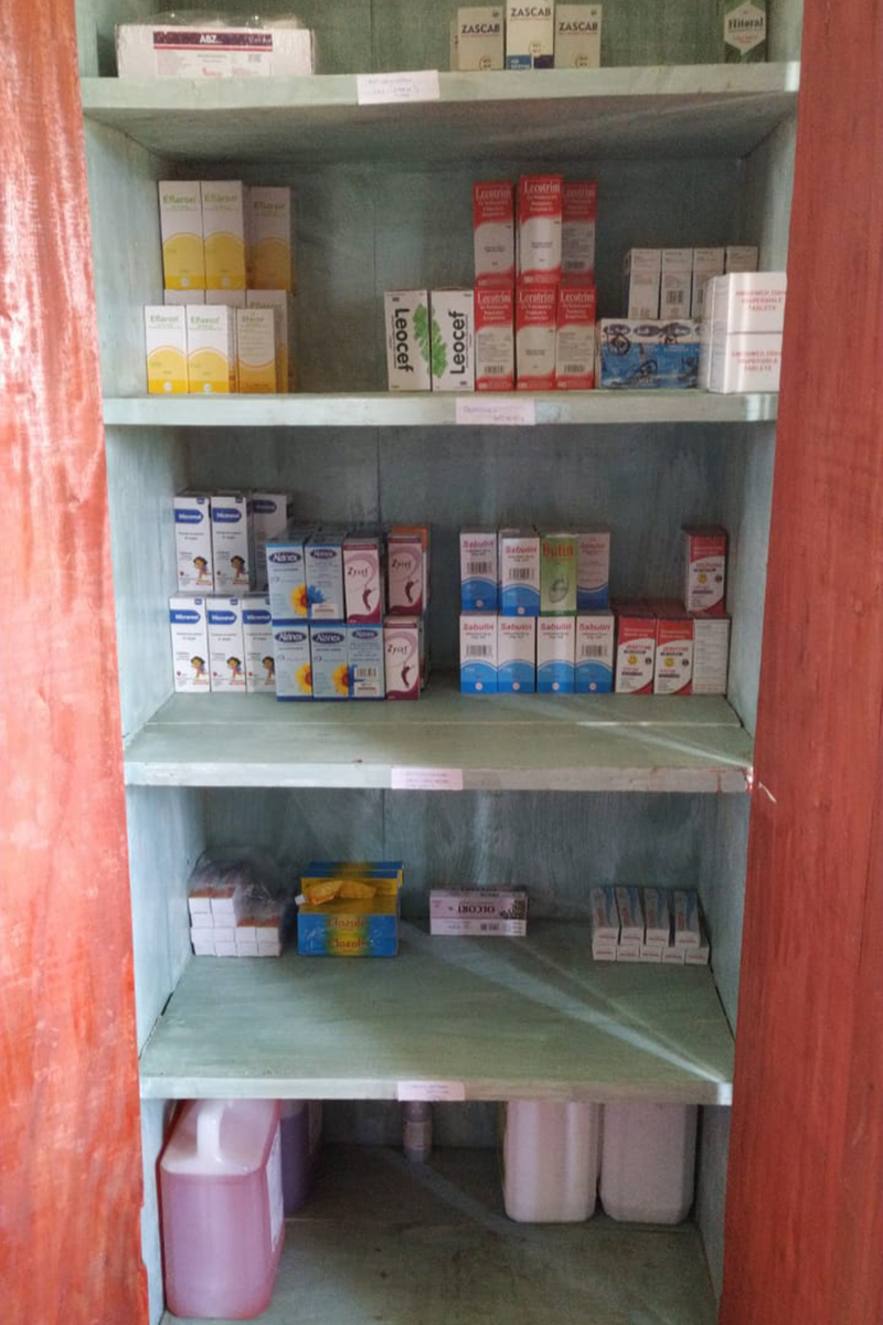 Die Apotheke ist bereits gut bestückt. Die Apotheke ist bereits gut bestückt.