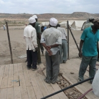 Mama Matata hilft in fremdem Camp