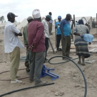 Mama Matata hilft in fremdem Camp