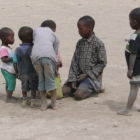 Mama Matata hilft in fremdem Camp