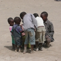 Mama Matata hilft in fremdem Camp